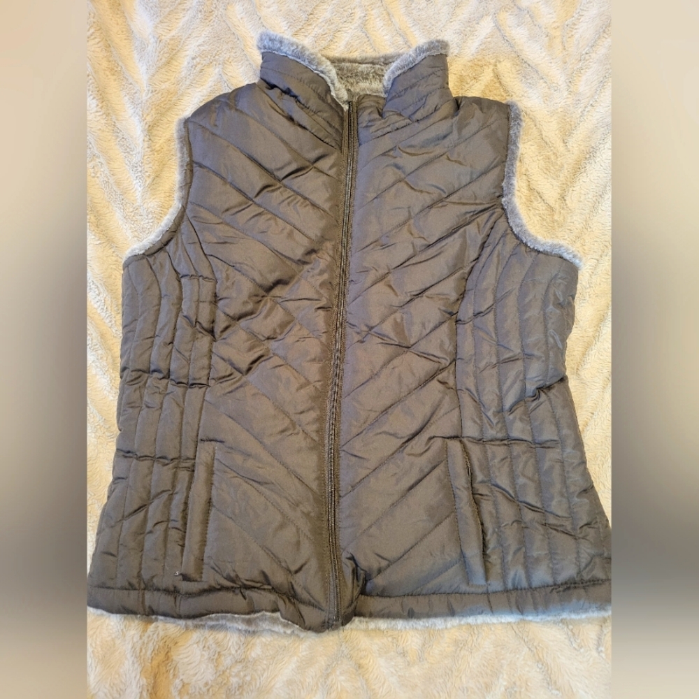 Reversible Quilted and Faux Fur Vest